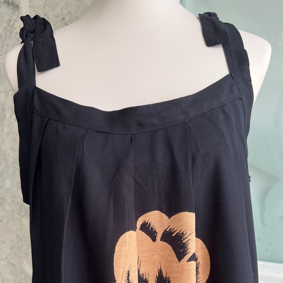 0052/   Black Tie on Shoulder Dress With Flower Pattern - Picture 4 of 6